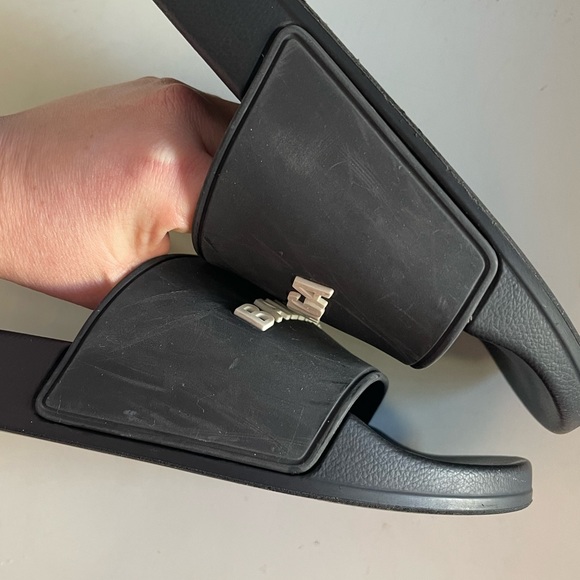 Balenciaga Pool Side Sandals - Picture 12 of 13